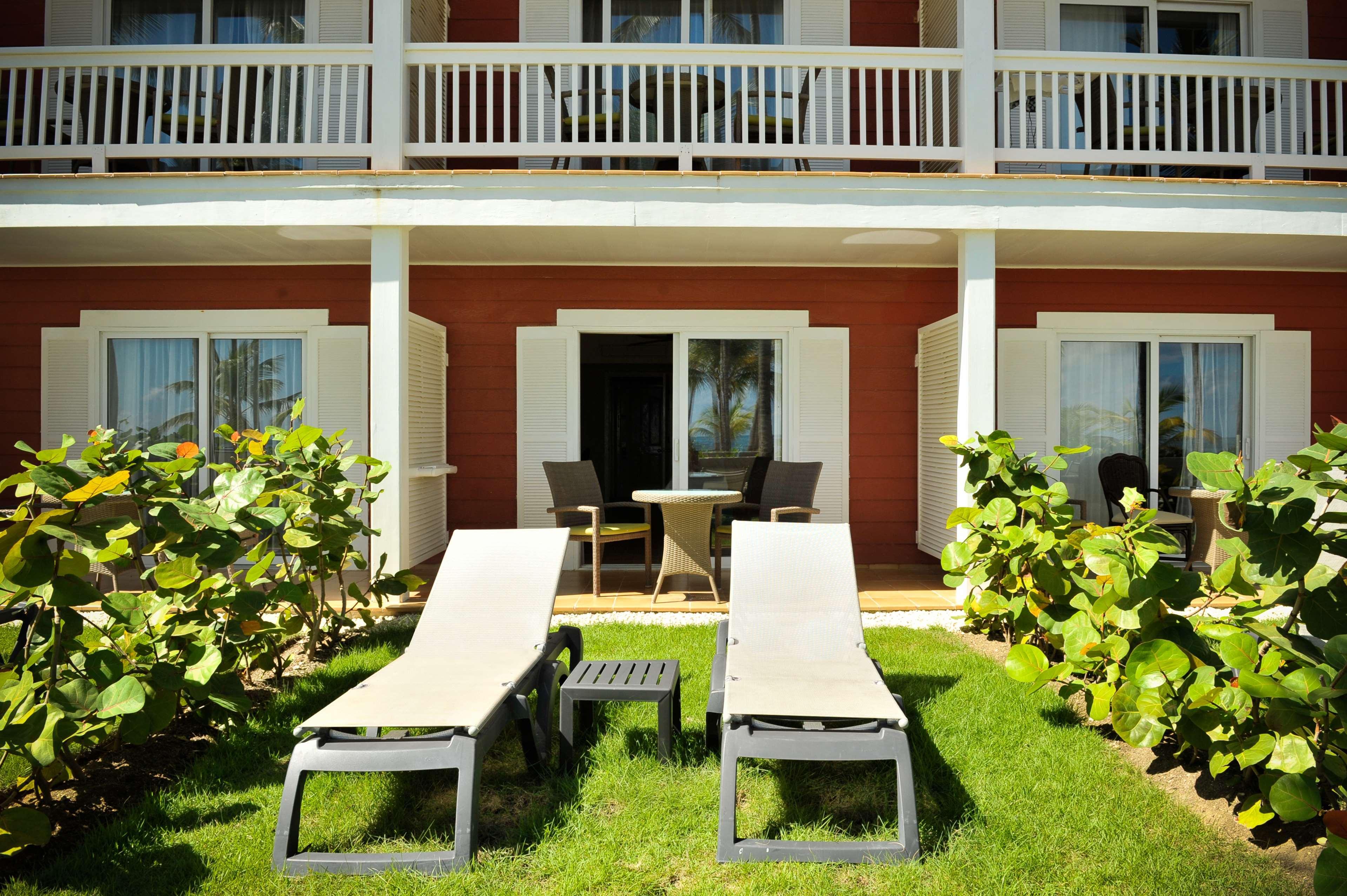 Barcelo Bavaro Beach (Adults Only) Πούντα Κάνα Εξωτερικό φωτογραφία A room at the Iberostar Grand Hotel Bávaro