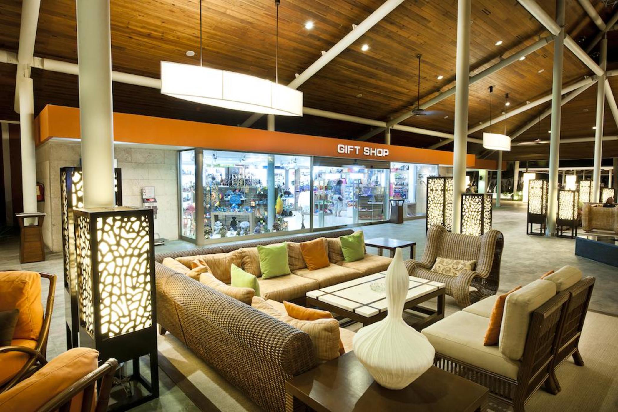 Barcelo Bavaro Beach (Adults Only) Πούντα Κάνα Εξωτερικό φωτογραφία The interior of the airport